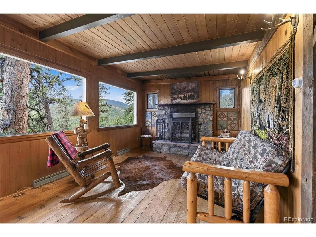 Photo of 354 Mesa Dr