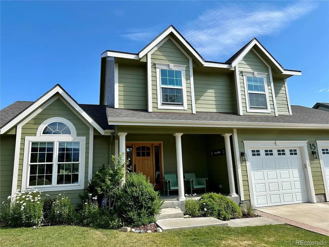 Photo of 15 Trailside Cir
