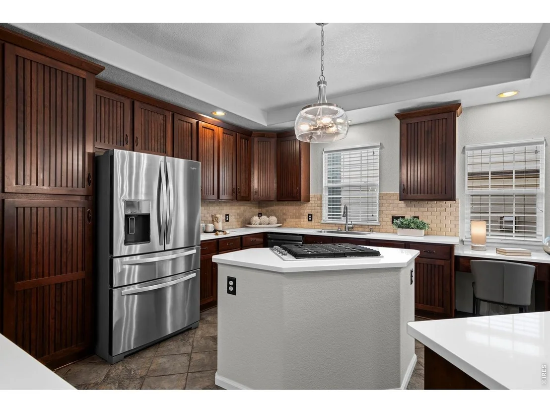 Photo of 718 Mathews Cir