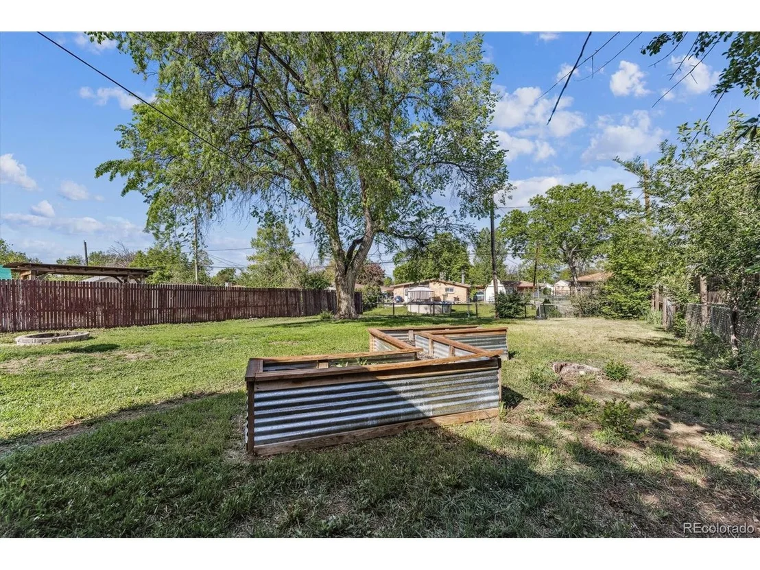 Photo of 8641 Lowell Blvd