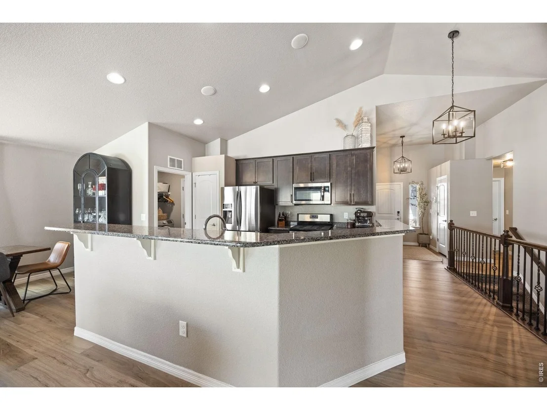Photo of 5225 Carmon Dr