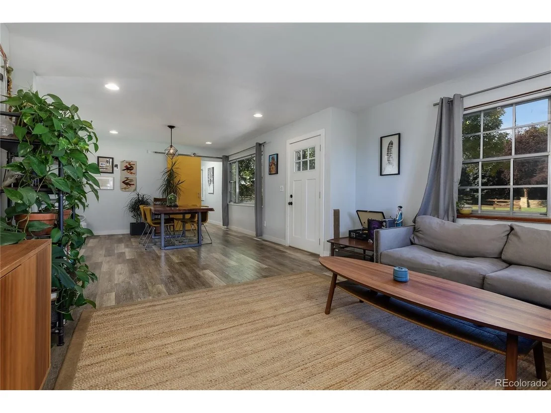 Photo of 1498 Wicklow St