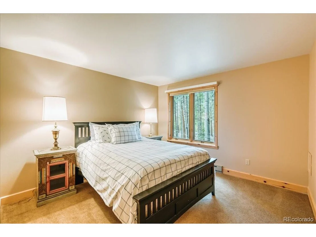 Photo of 99 Primrose Ln