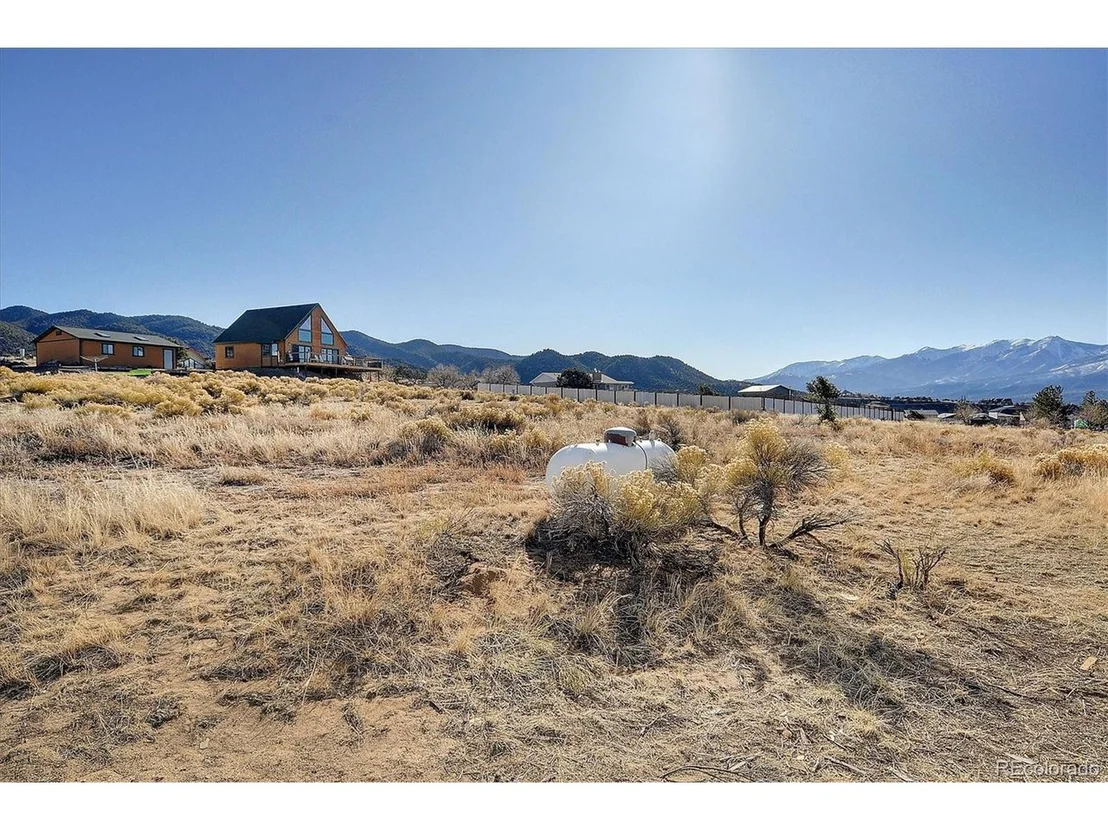 Photo of 10080 Piute Dr