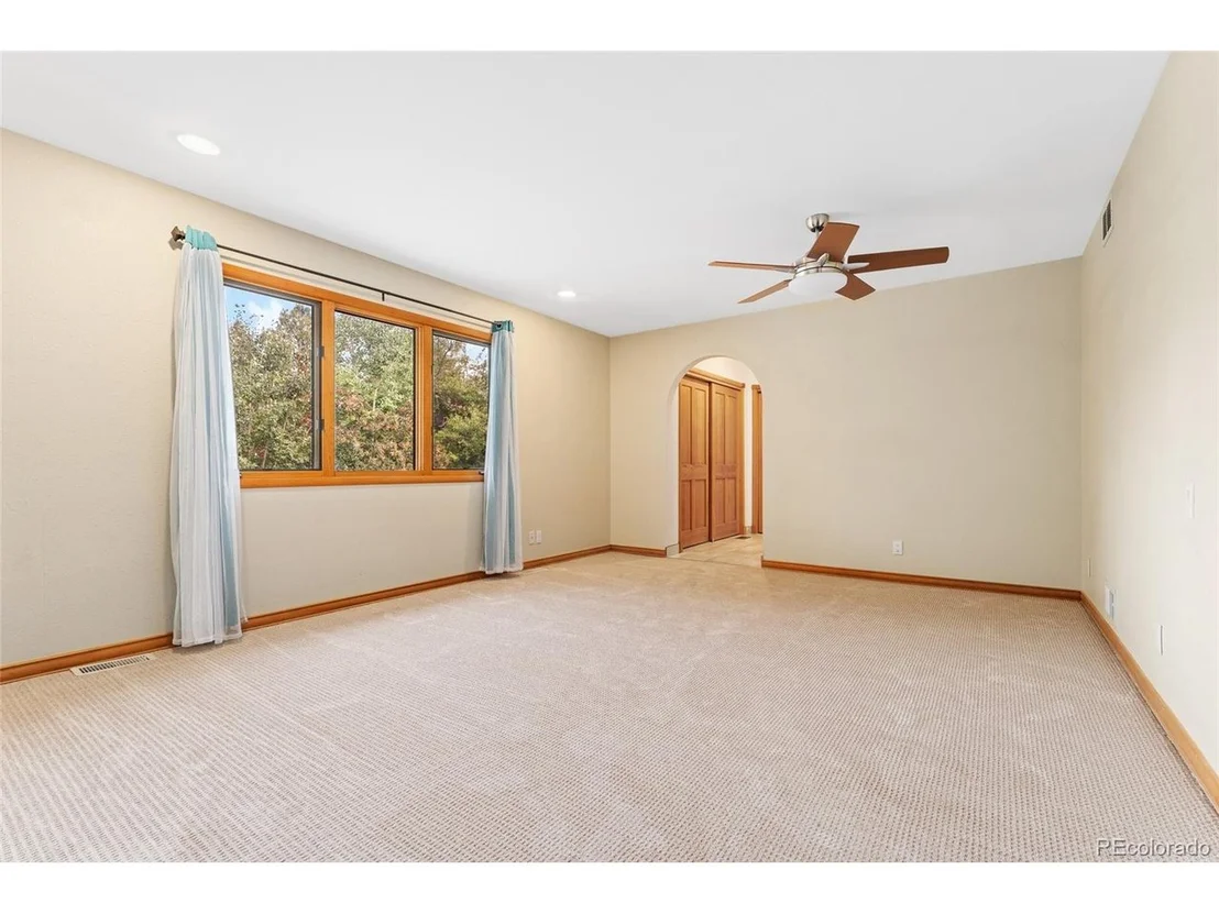 Photo of 7302 Island Cir