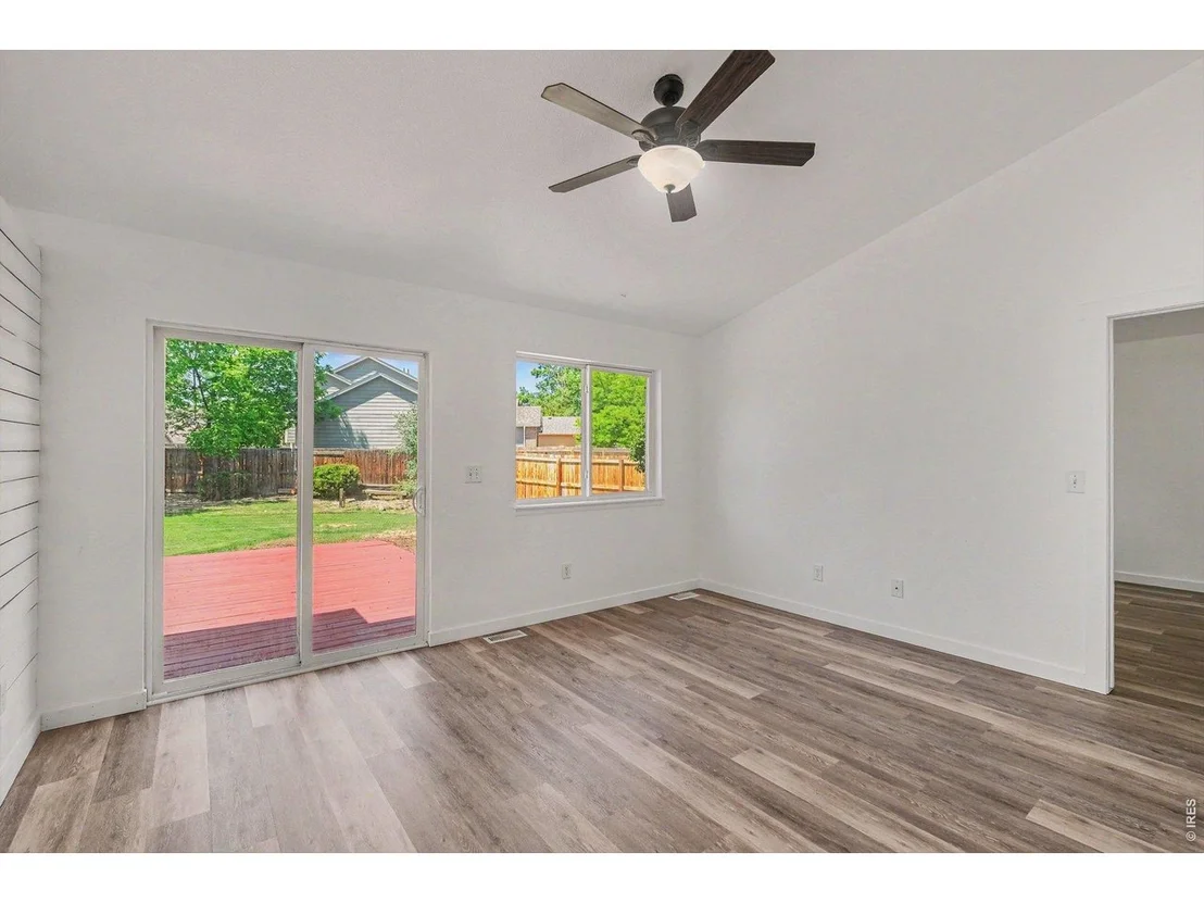 Photo of 943 Eagle Dr