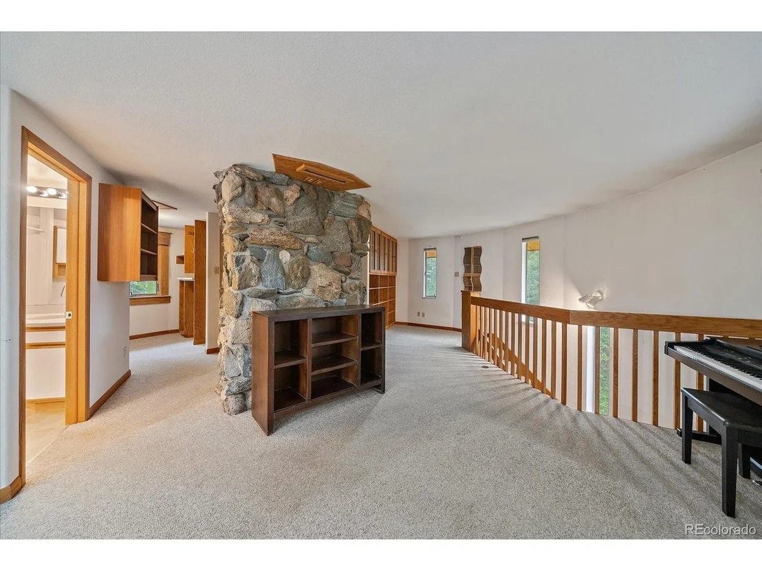 Photo of 475 Circle Dr