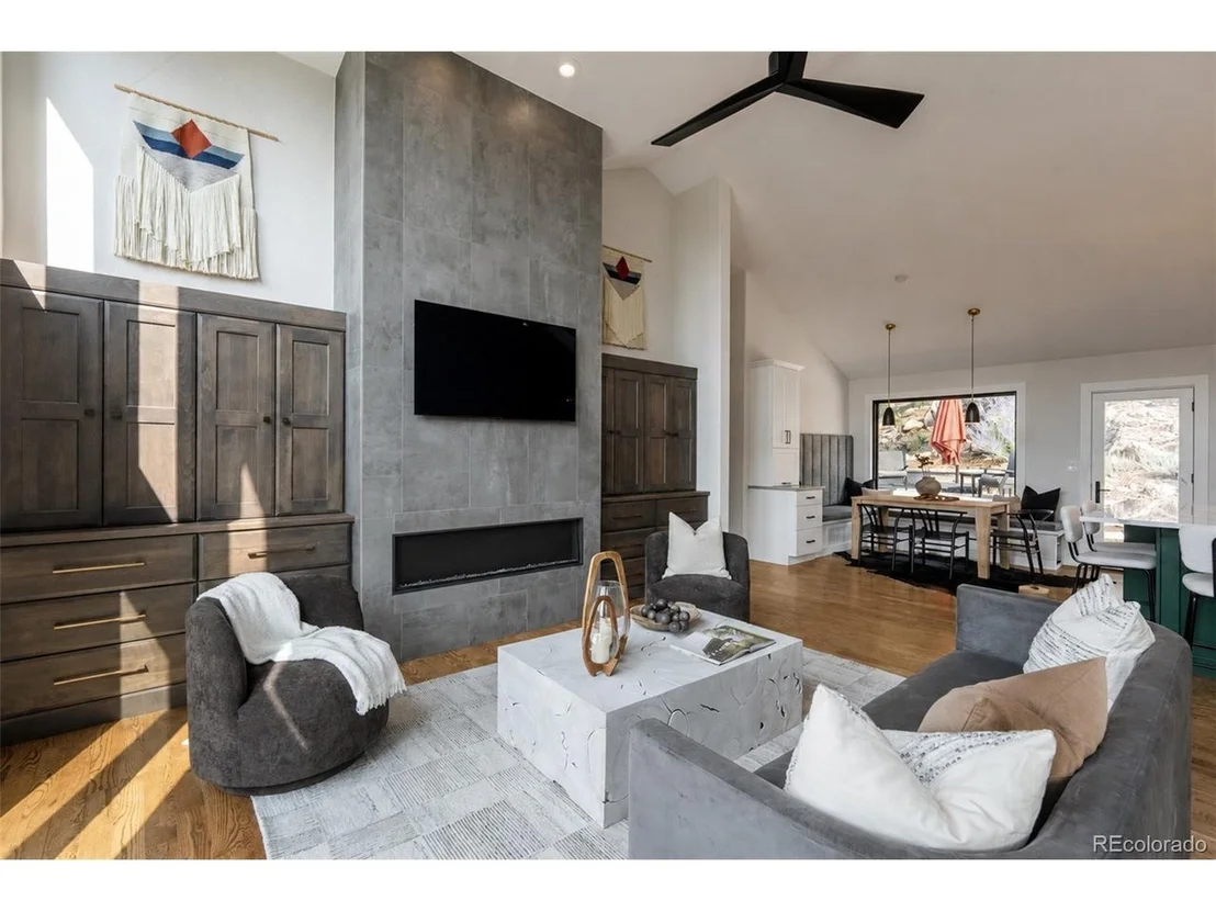 Photo of 3276 Meadow View Rd