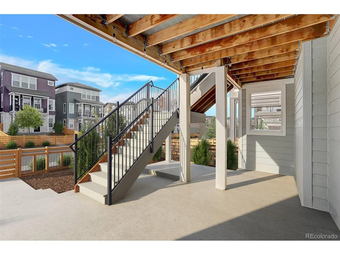 Photo of 11044 Shining Star Cir