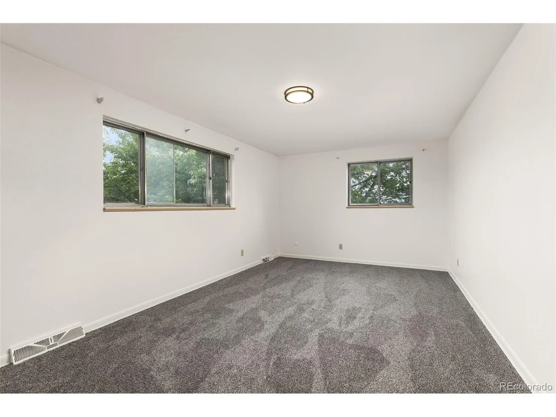 Photo of 7758 Ellen Ln