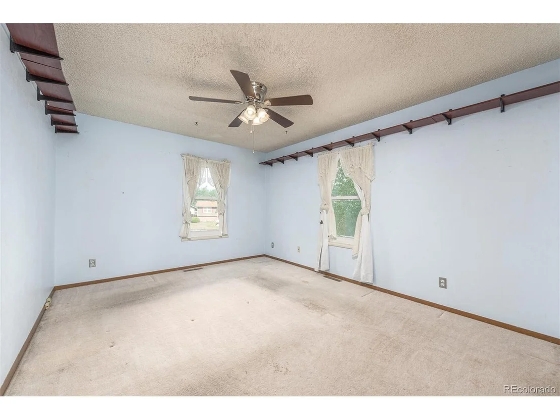 Photo of 8681 Bluegrass Cir
