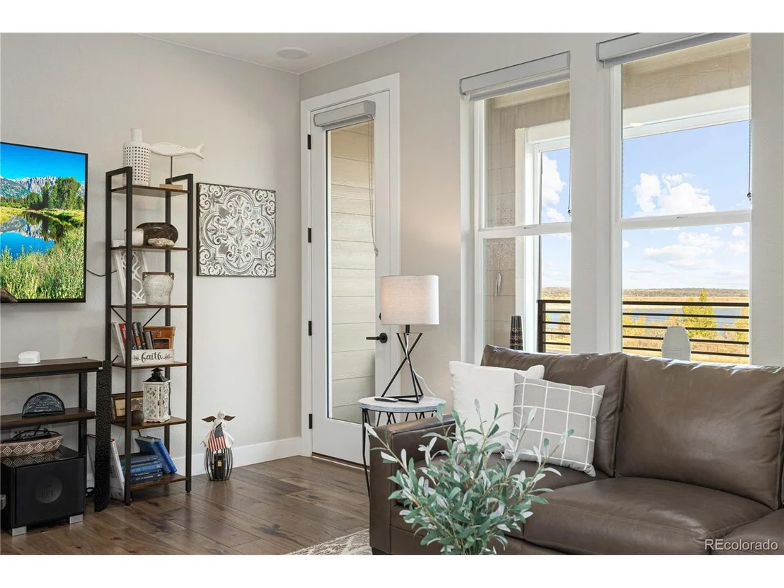 Photo of 2633 Channel Dr