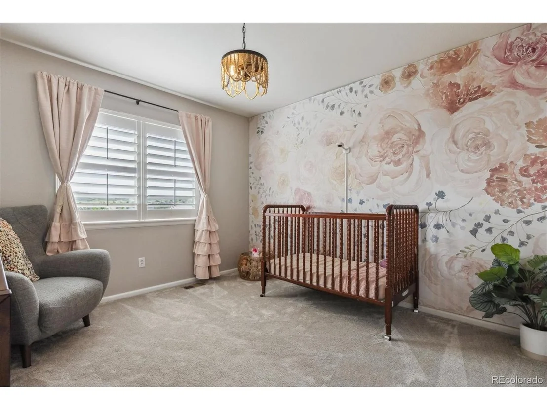 Photo of 10535 Laurelglen Cir