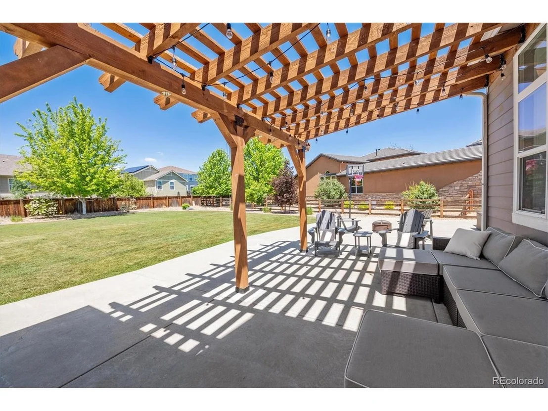 Photo of 8939 Devinney Ct