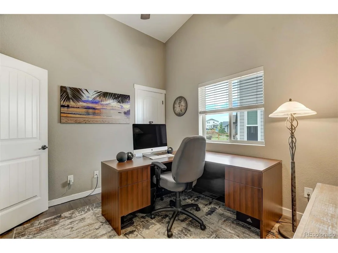 Photo of 2584 Lakes Edge Dr