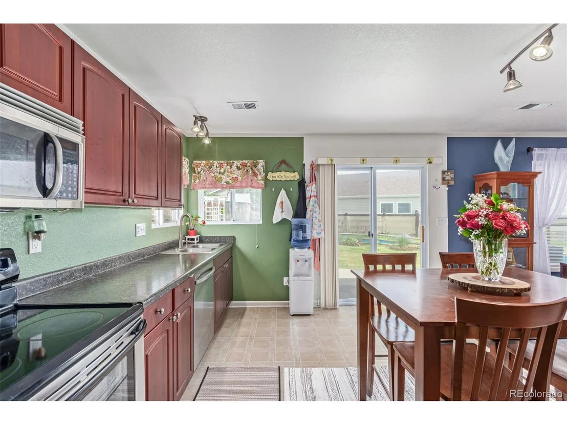 Photo of 249 Vista Blvd