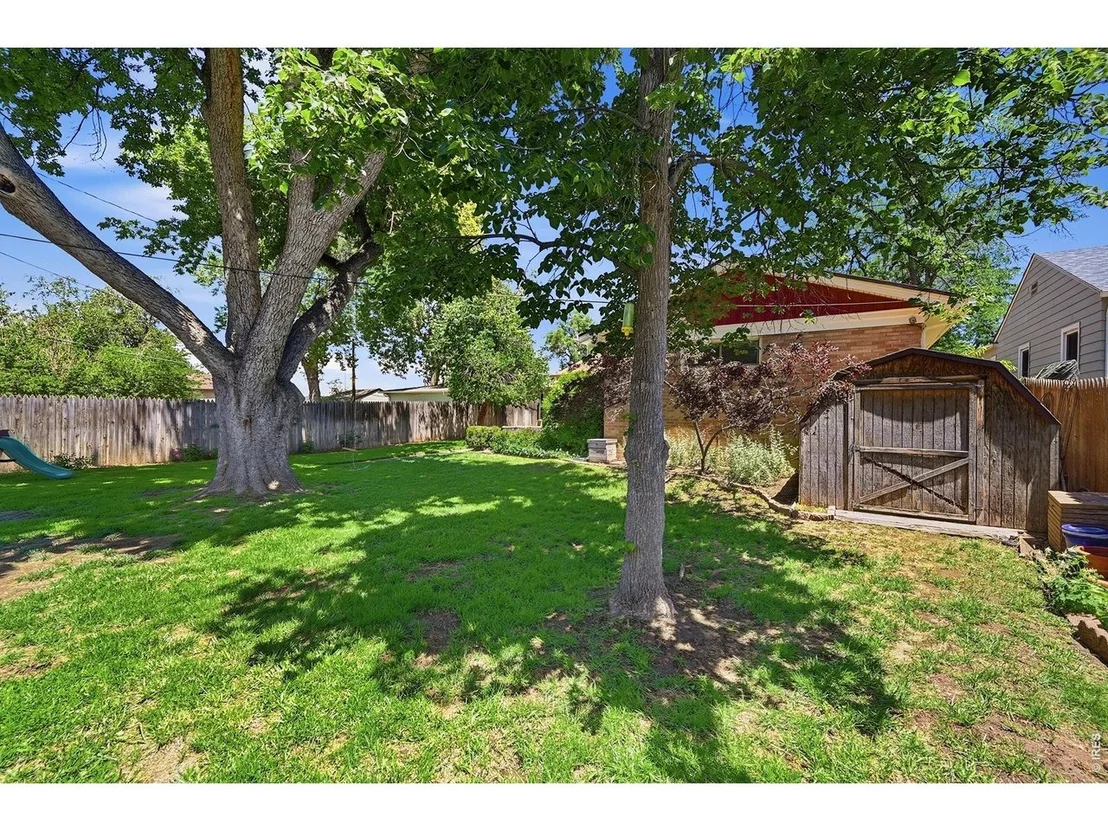 Photo of 1617 Fairacre Dr