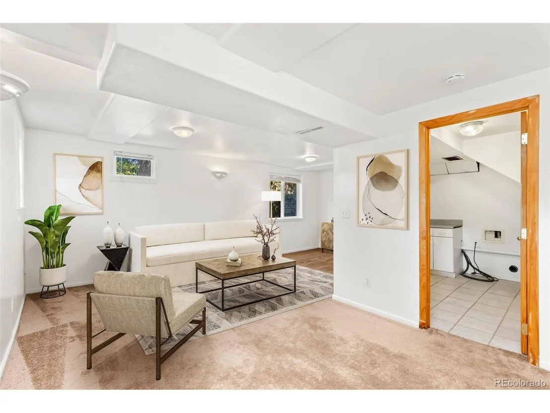 Photo of 305 Jackson Ave