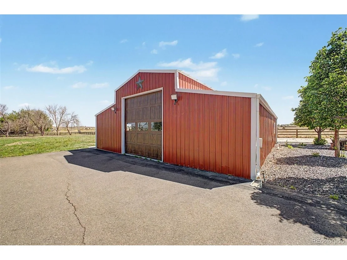 Photo of 150 Starr Ln
