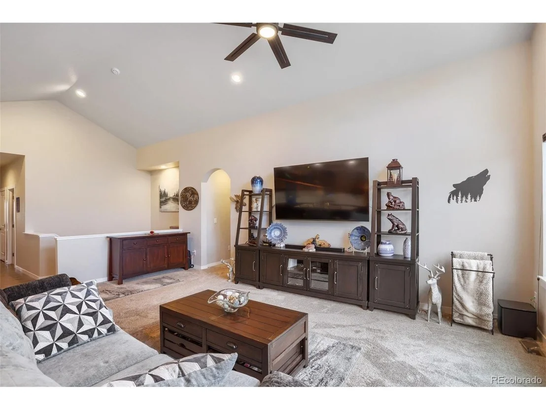 Photo of 505 Remington Dr