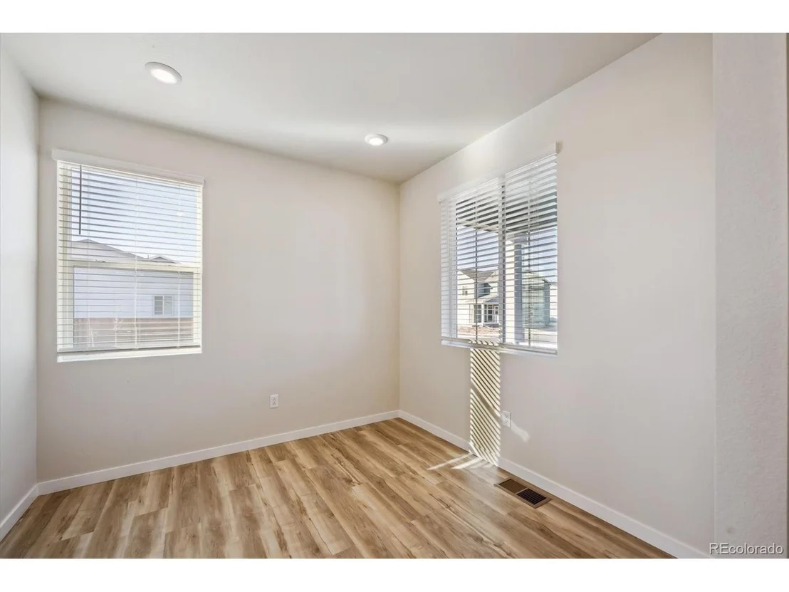 Photo of 1354 Bloom St