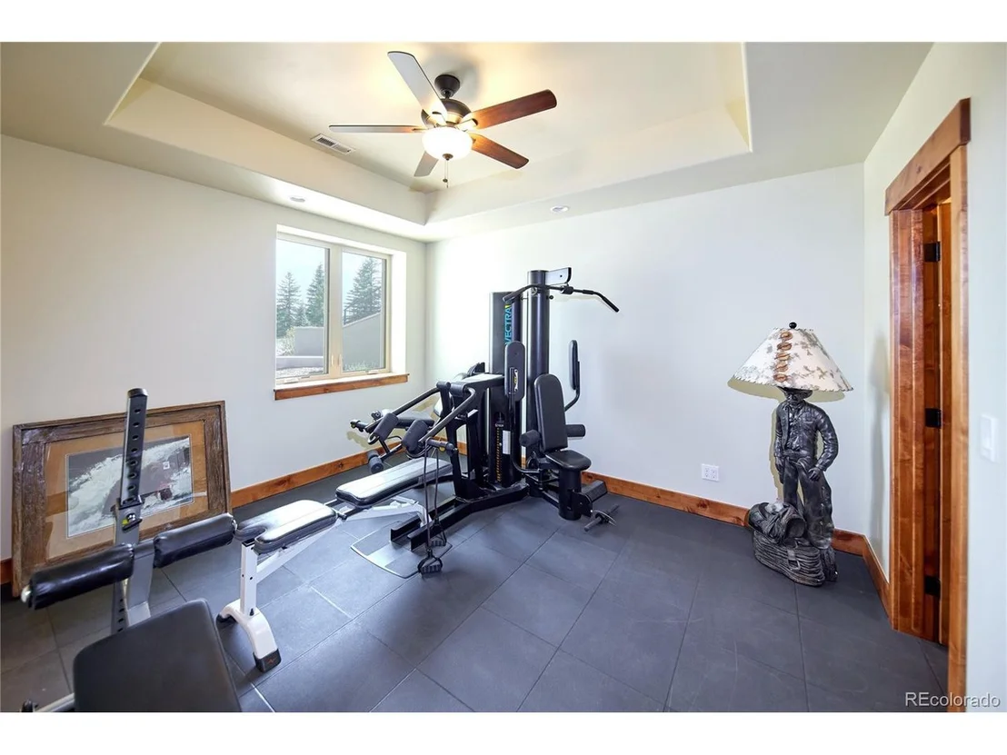 Photo of 5195 Raintree Cir