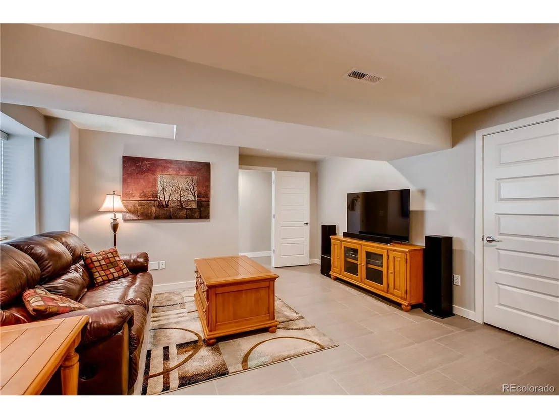 Photo of 9632 Dunning Cir