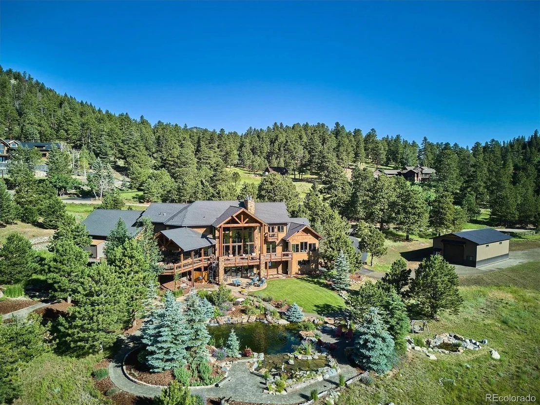 Photo of 477 W Meadow Rd