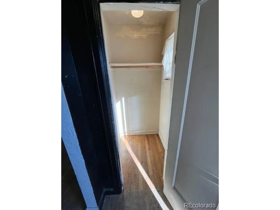 Photo of 3711 Jay St