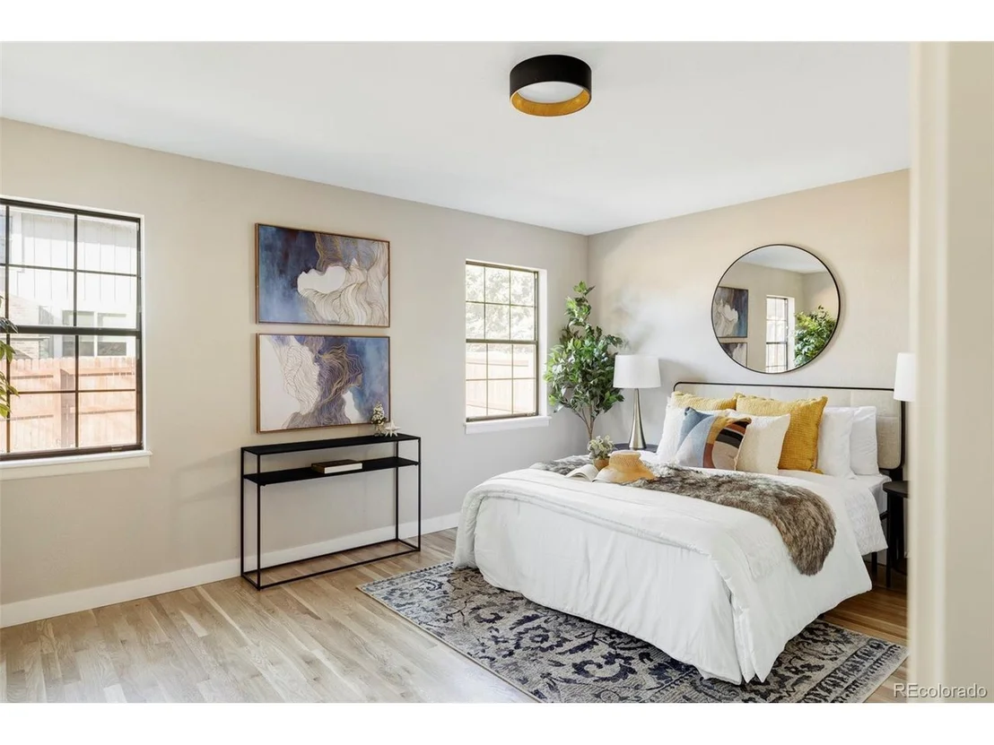 Photo of 8153 Field Cir