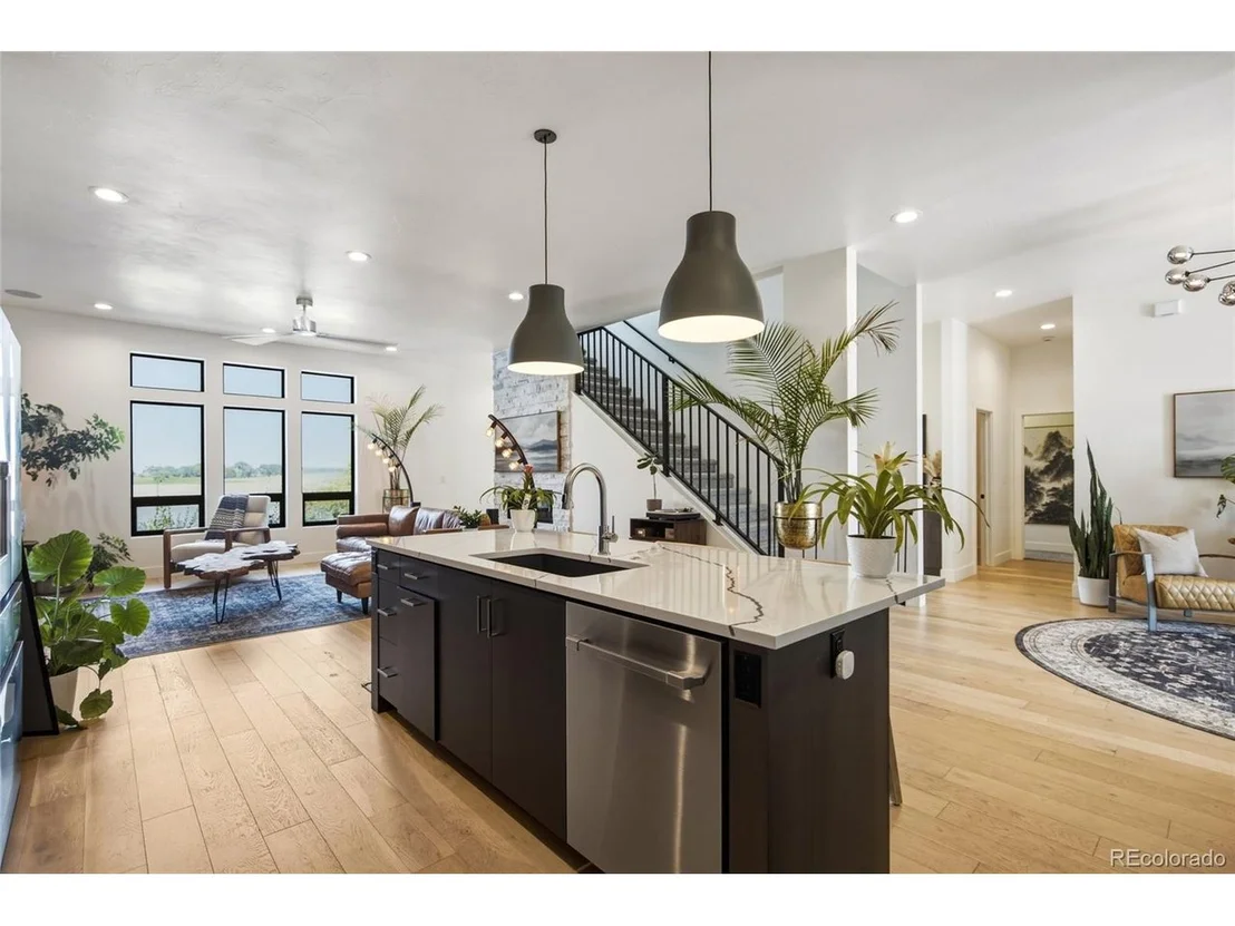 Photo of 1769 Beachside Dr