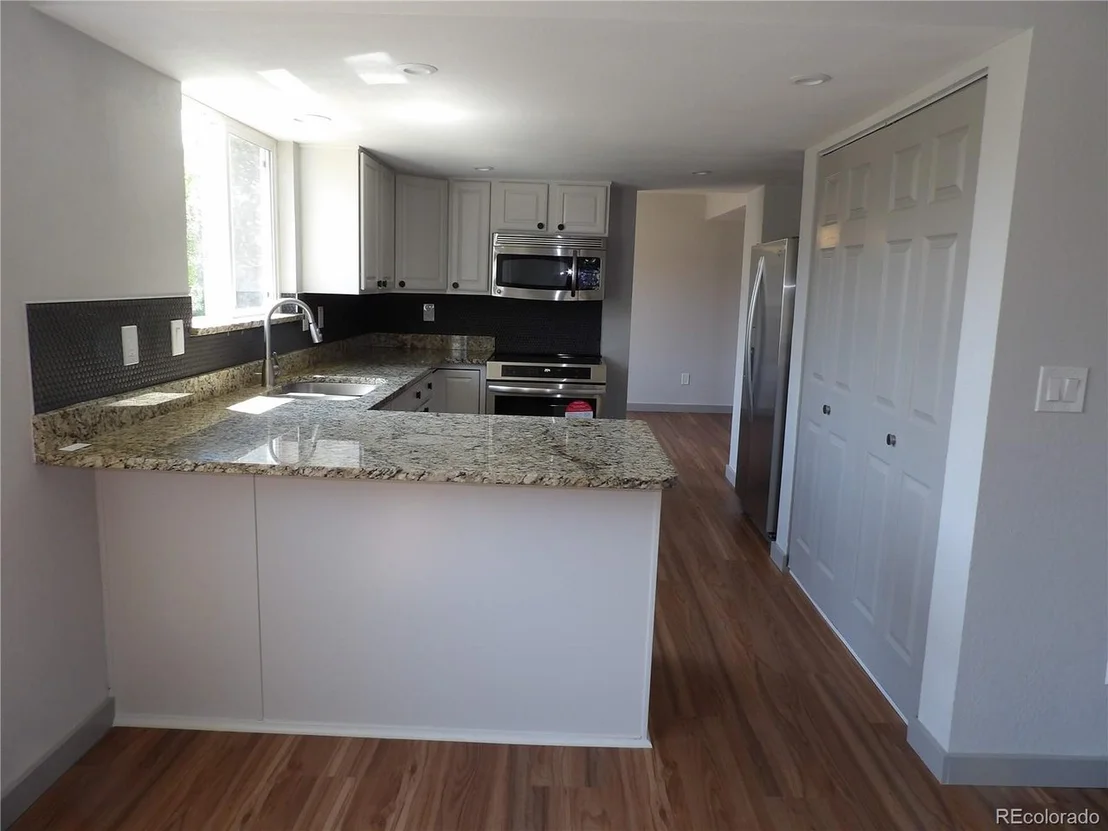 Photo of 11342 Glencoe Cir