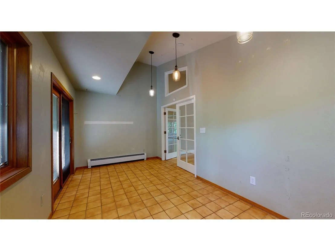 Photo of 5639 Willow Springs Dr