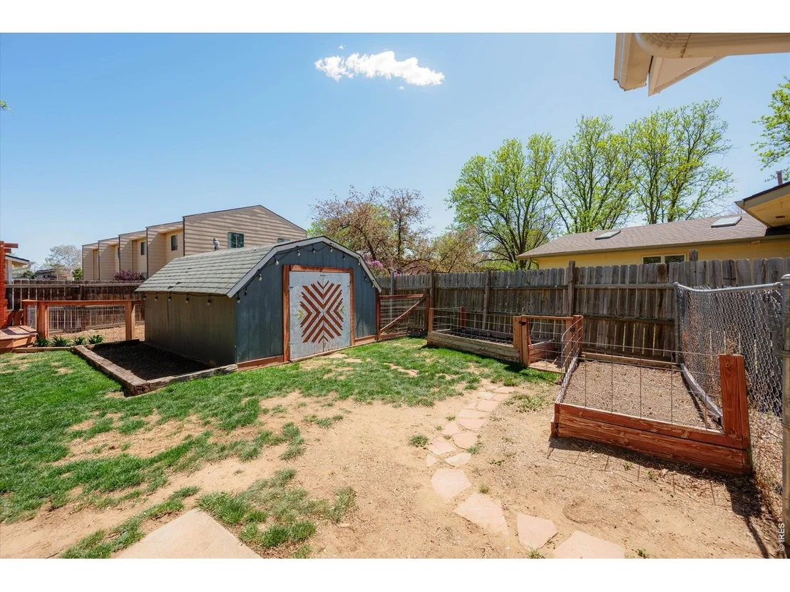 Photo of 811 Table Mountain Ct