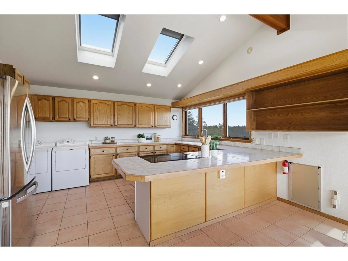 Photo of 8238 Sugarloaf Rd