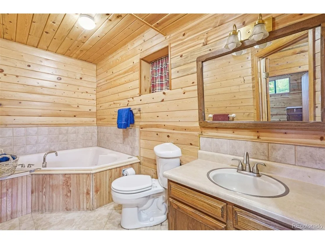 Photo of 215 Gadwall Rd