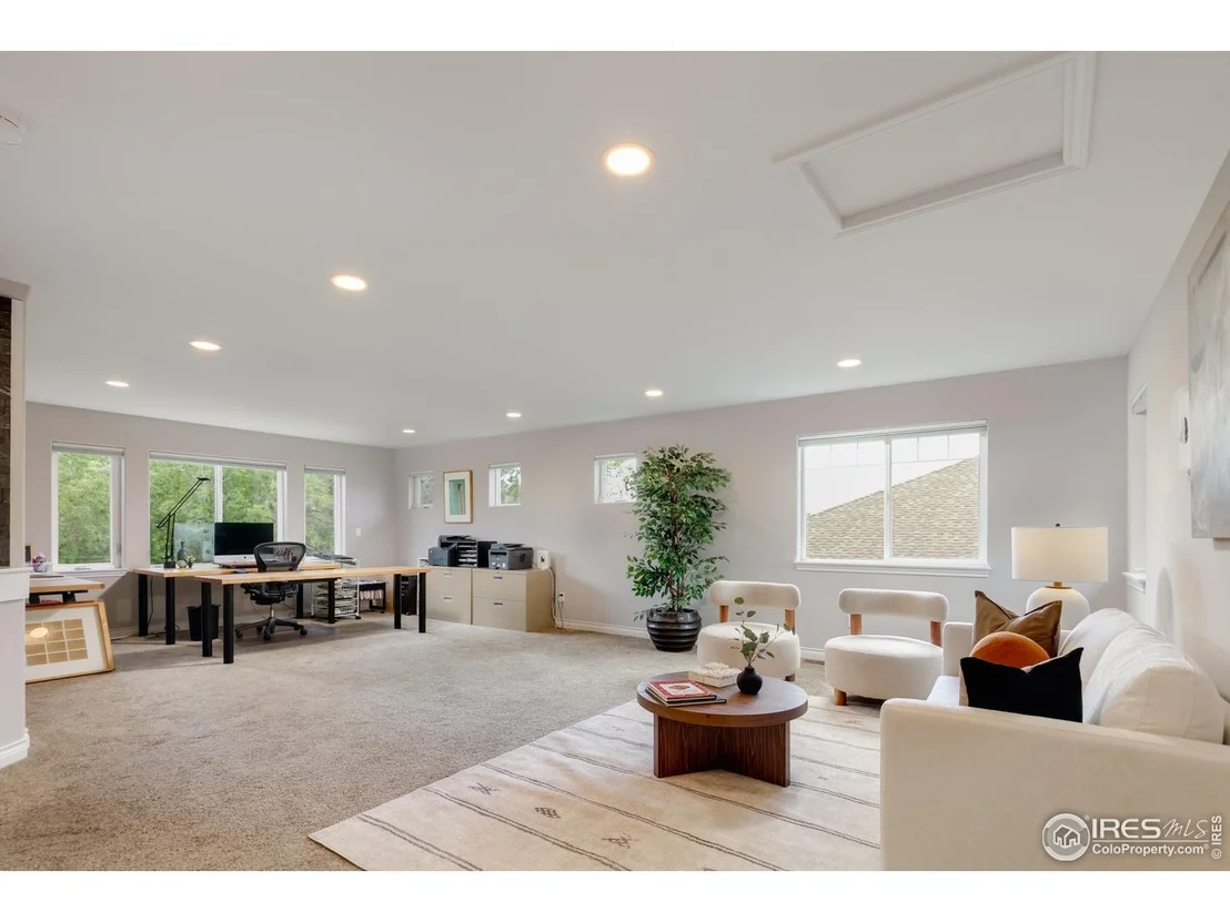 Photo of 320 McConnell Dr