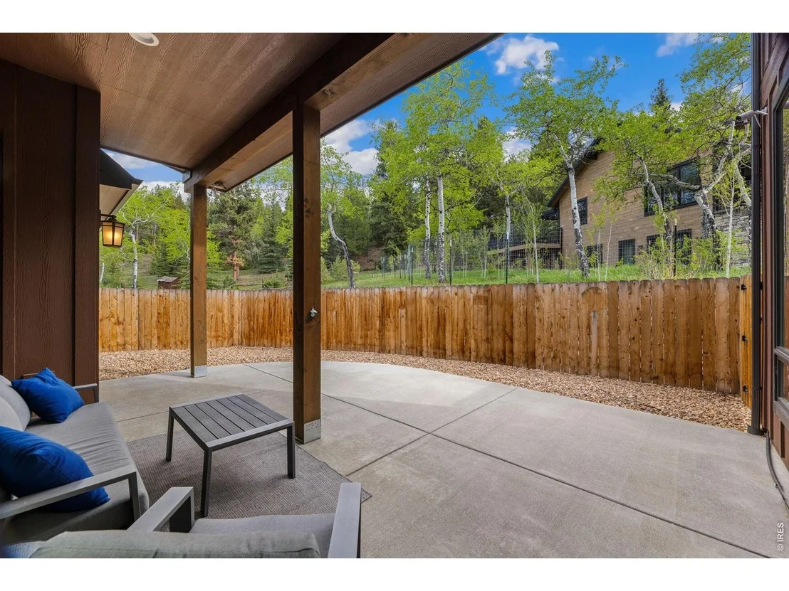 Photo of 2742 Ypsilon Cir