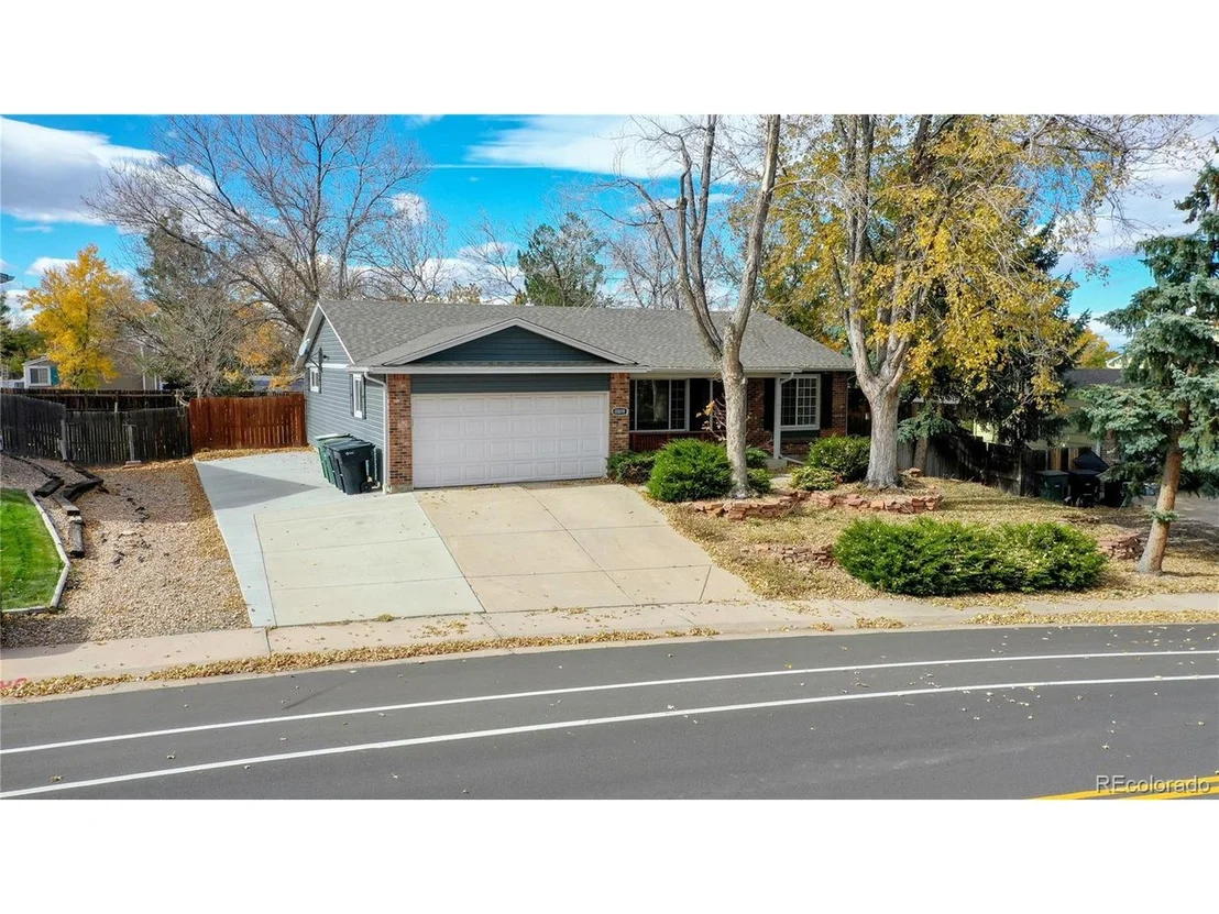 Photo of 11819 Birch Dr