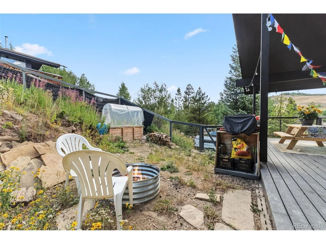 Photo of 218 Deer Path Rd