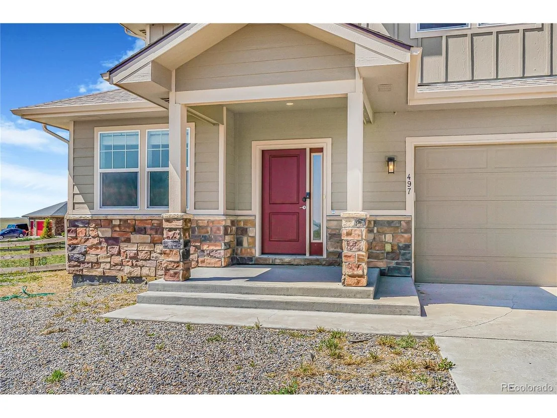Photo of 497 Valley Way