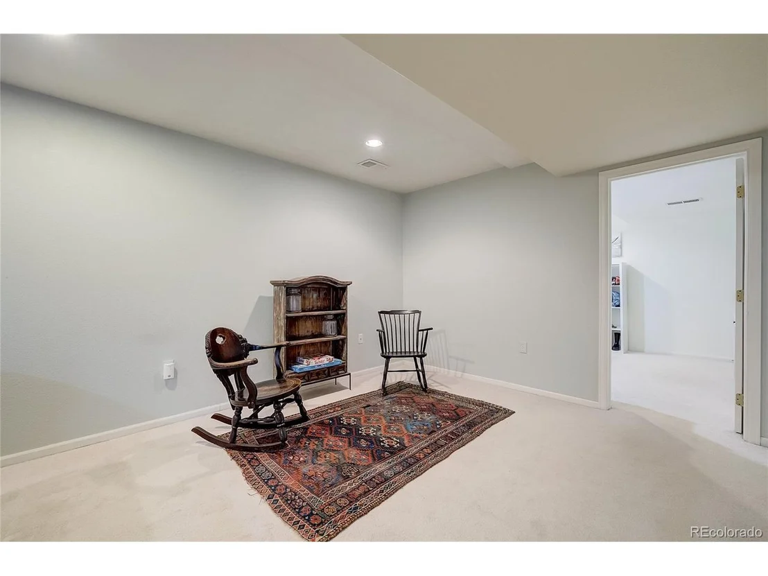 Photo of 10168 Foxridge Cir