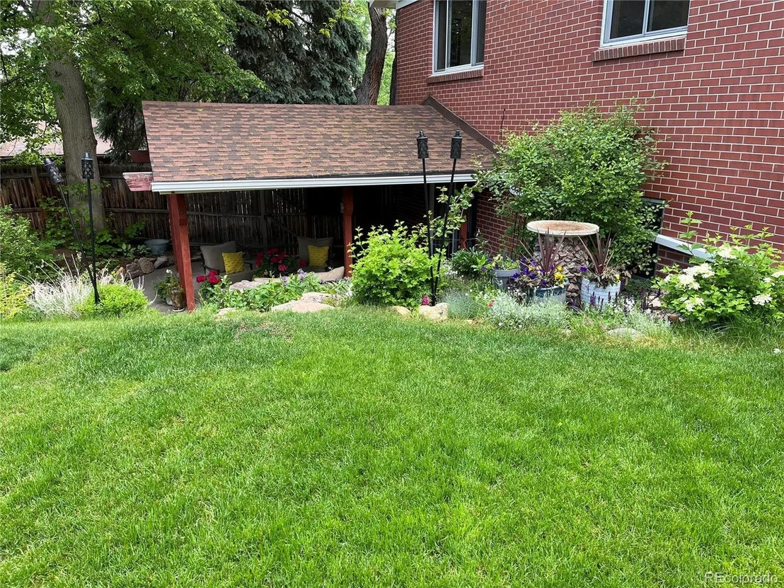 Photo of 1908 Taft Dr