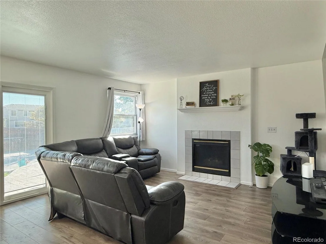 Photo of 5575 E 130th Dr