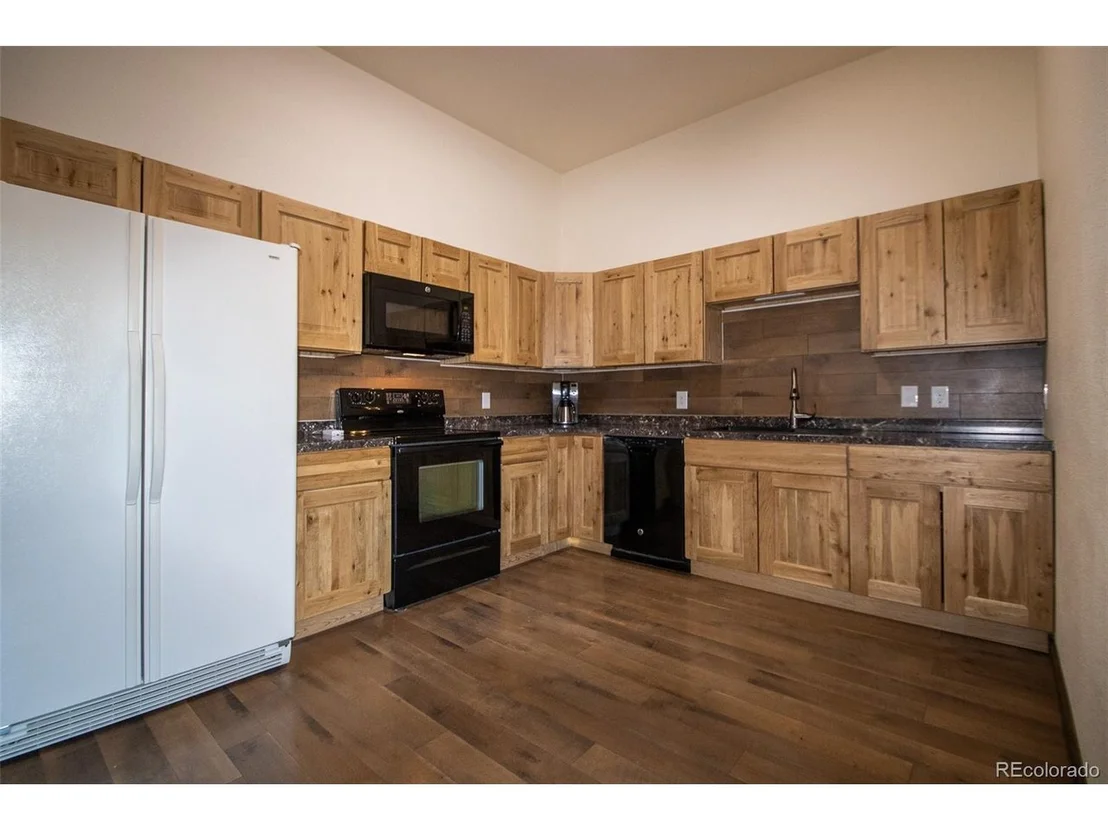 Photo of 260 4th Ave