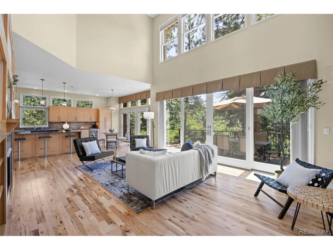 Photo of 7018 Forest Ridge Cir