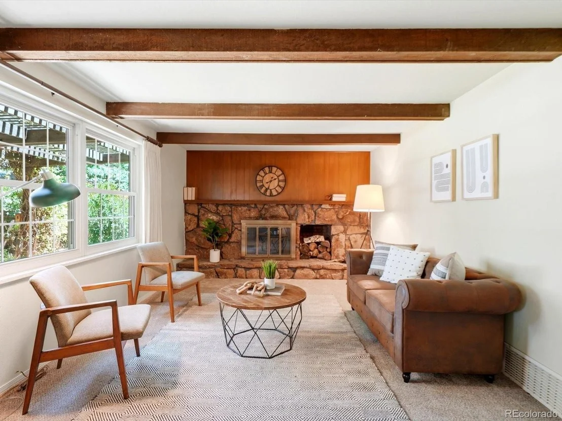 Photo of 6995 Queen Cir