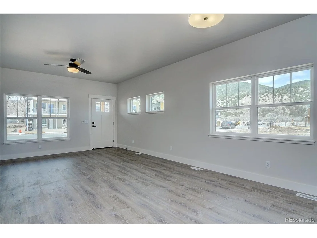Photo of 106 River Ridge