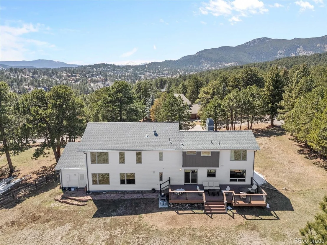Photo of 2999 Olympia Cir