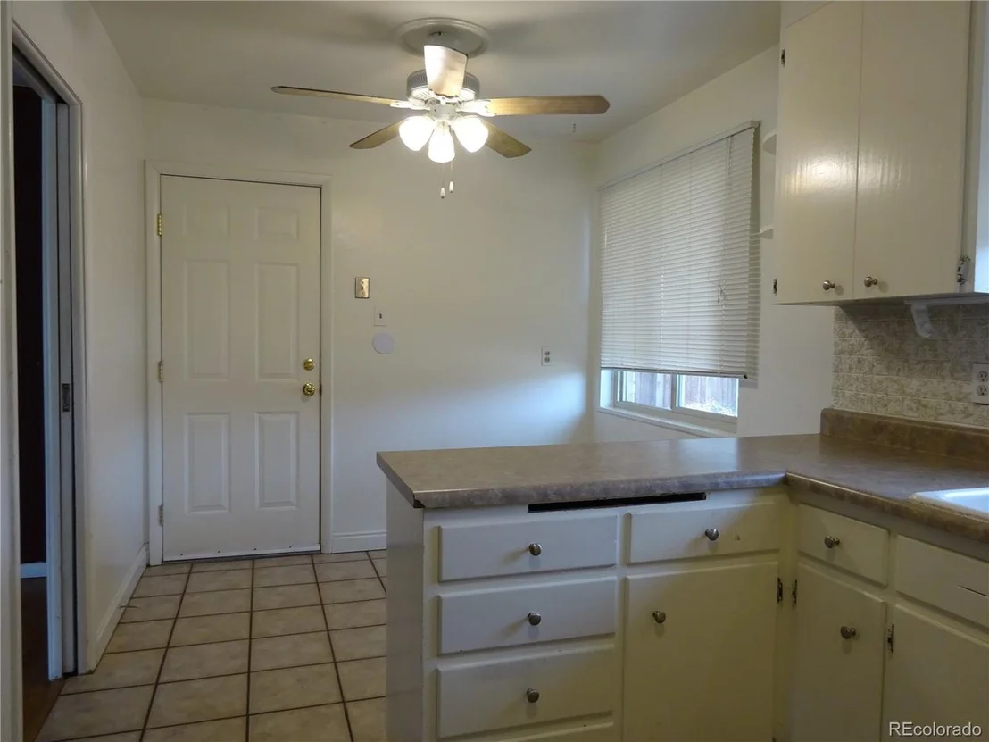 Photo of 185 Daphne Way